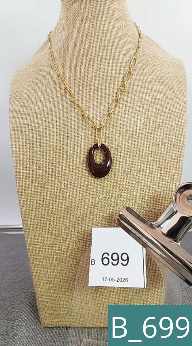 B_699